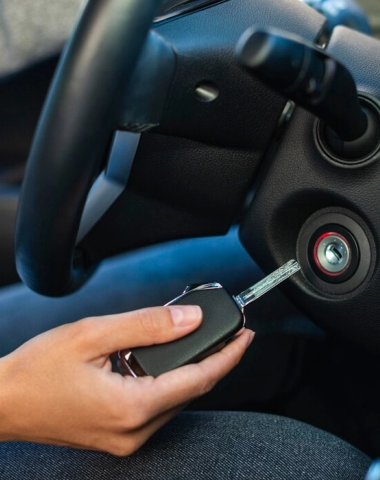 Cerrajero automotriz en Duitama Cerrajero automotriz en Duitama abriendo vehículo sin daños